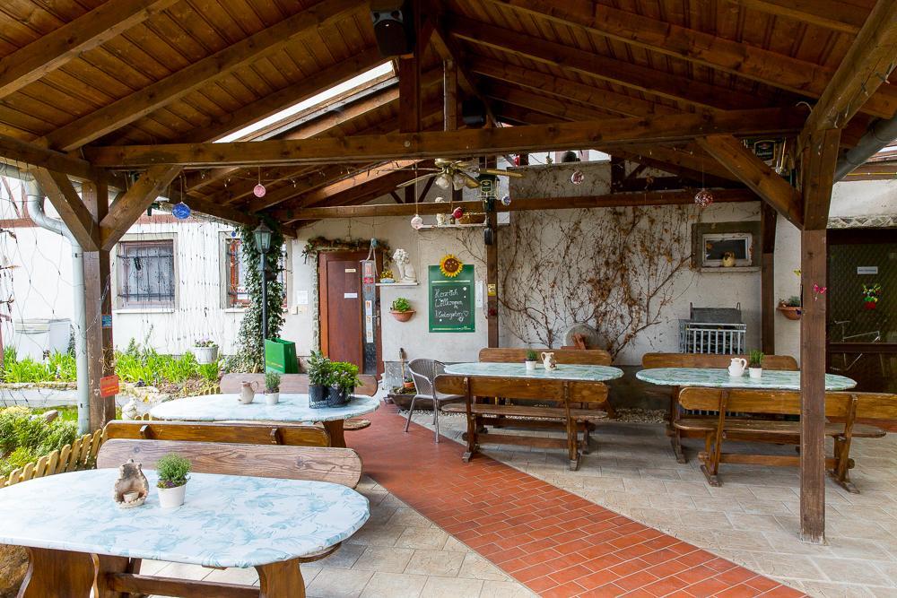 Kraeuterhotel Garni Zur Klostergrotte Nohra  Экстерьер фото