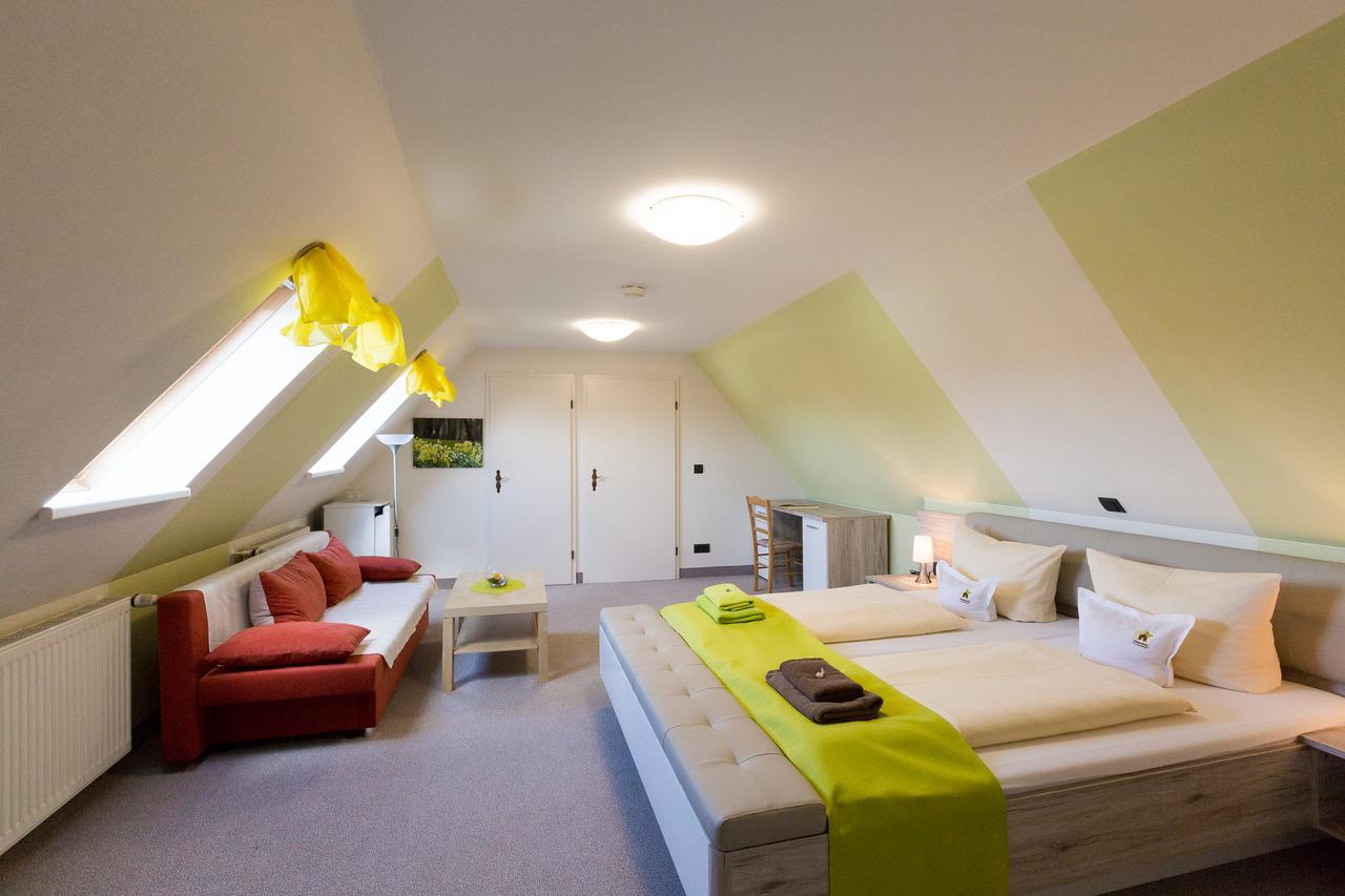 Kraeuterhotel Garni Zur Klostergrotte Nohra  Экстерьер фото